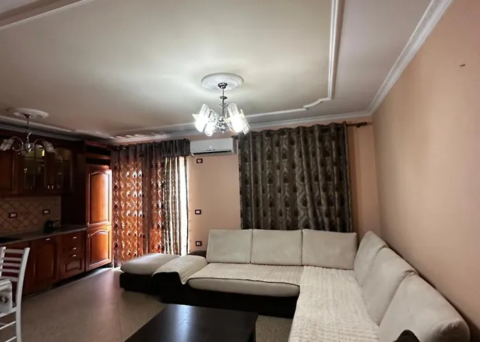Dine\'S Apartment